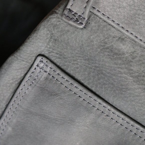 High-quality unworn black leather pants size XS. - Picture 3 of 16